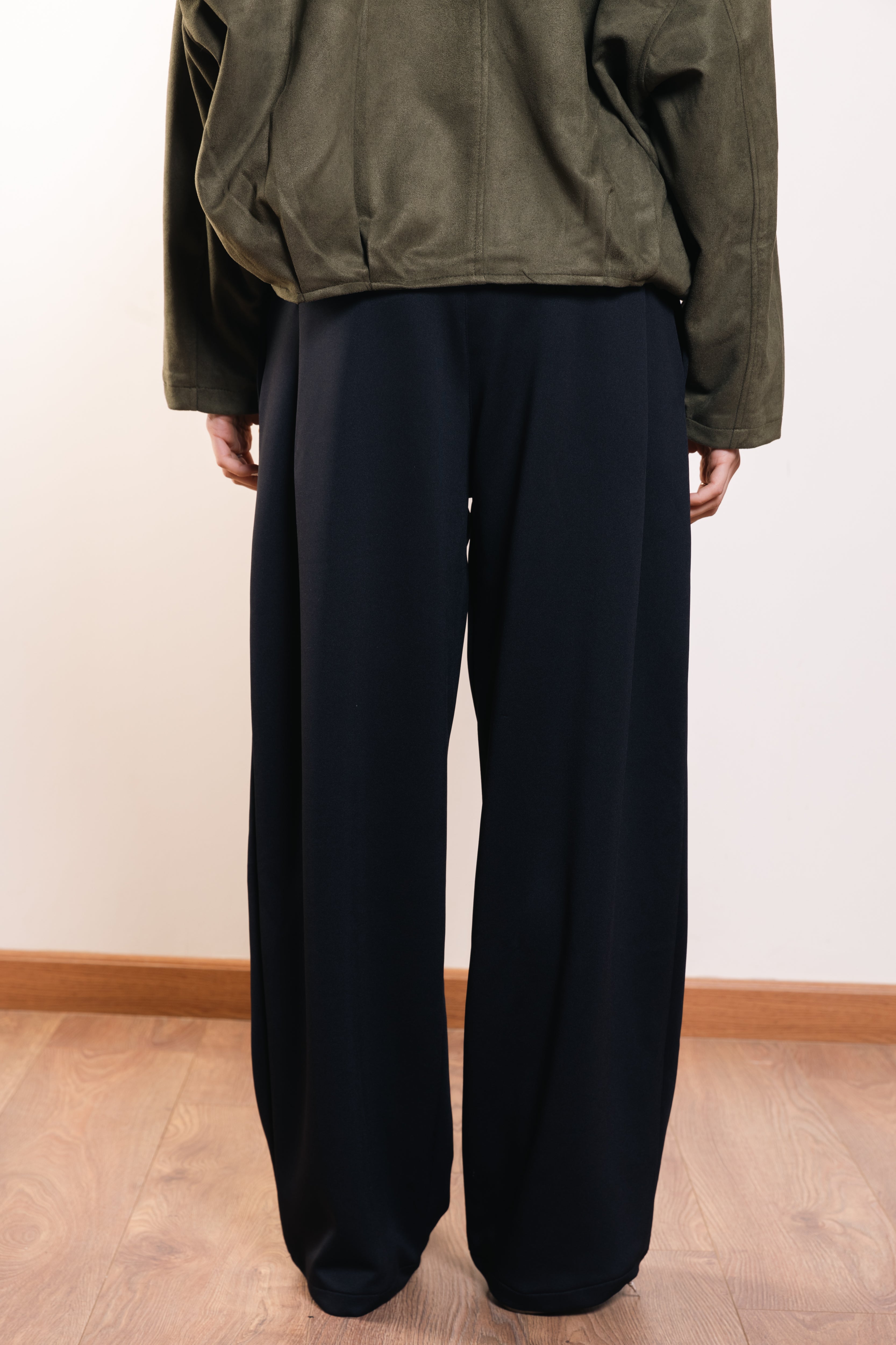 Formal pants in Black